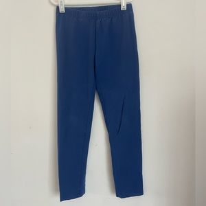 Kids blue leggings.